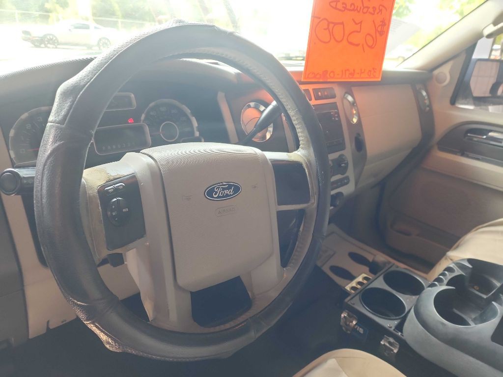 2008 Ford Expedition Image 9