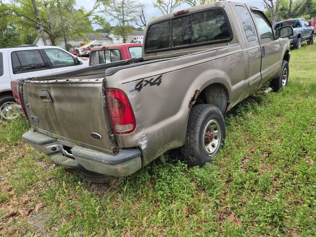 2002 Ford F-250 Image 3