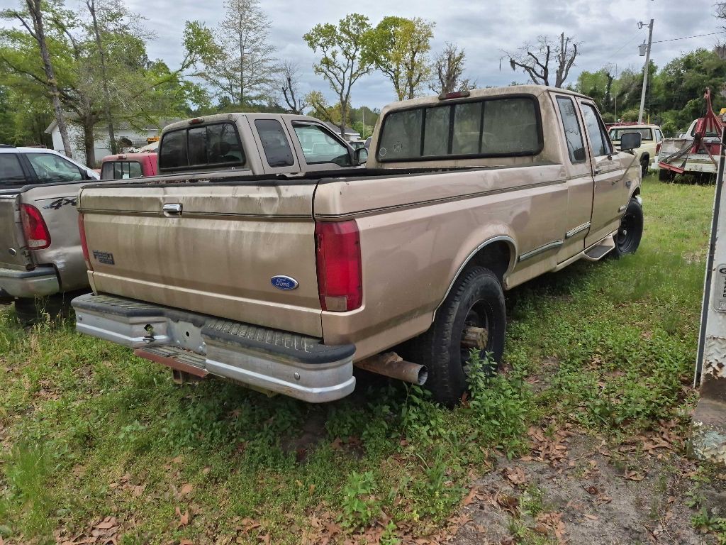 1997 Ford F-250 Image 3