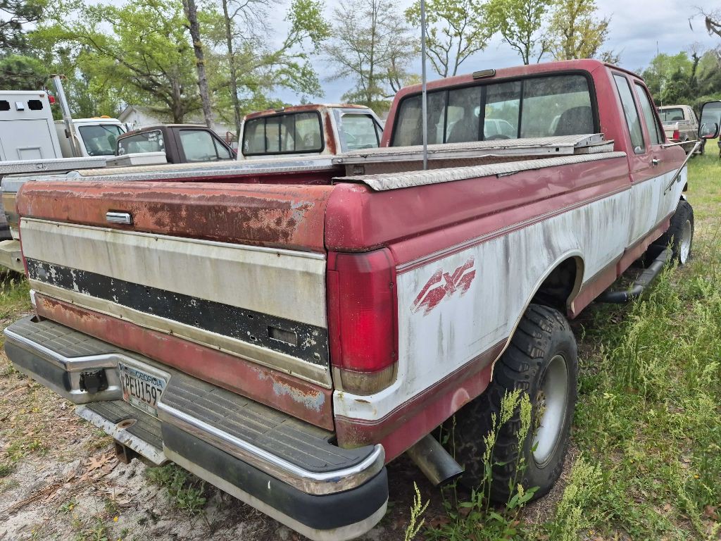 1992 Ford F-250 Image 2