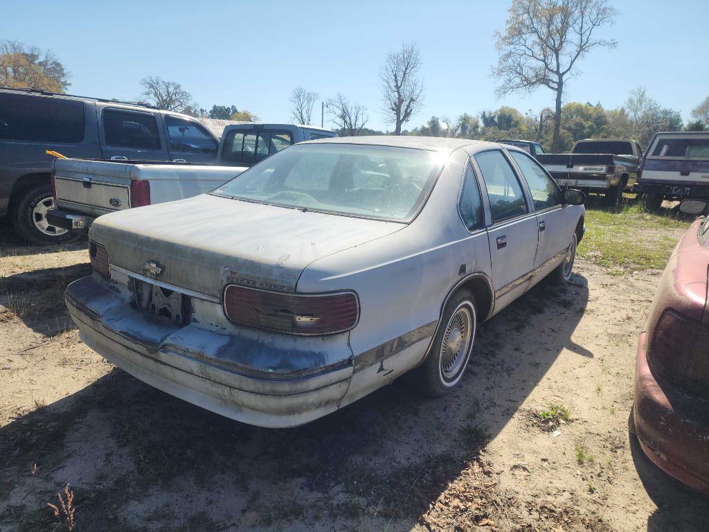 1996 Chevrolet Caprice Image 2