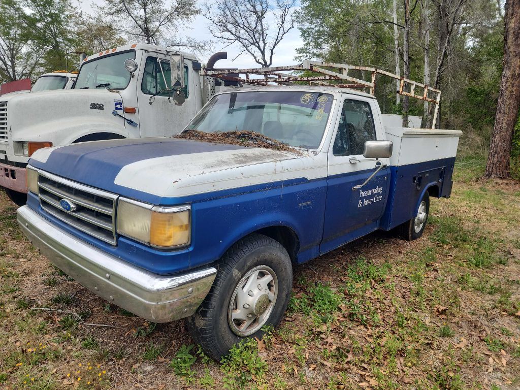 1989 Ford F-250 Image 1
