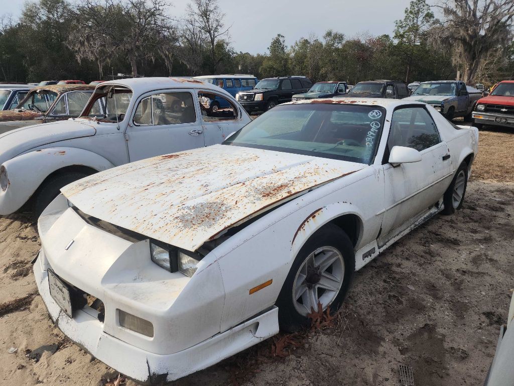 1992 Chevrolet Camaro Image 1