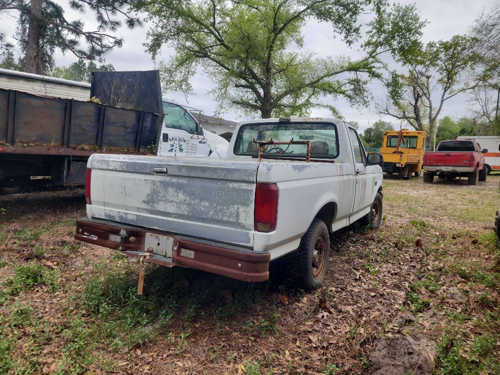 1993 Ford F-150 Image 2