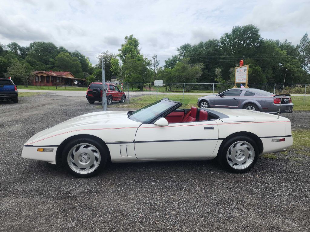 1987 Chevrolet Corvette Image 1