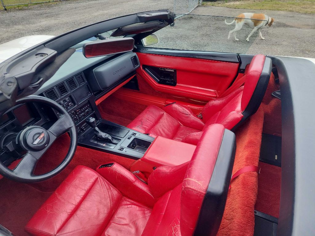 1987 Chevrolet Corvette Image 9
