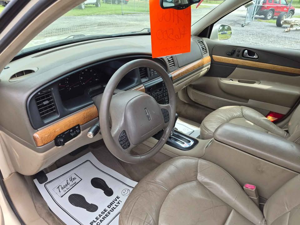2000 Lincoln Continental Image 5