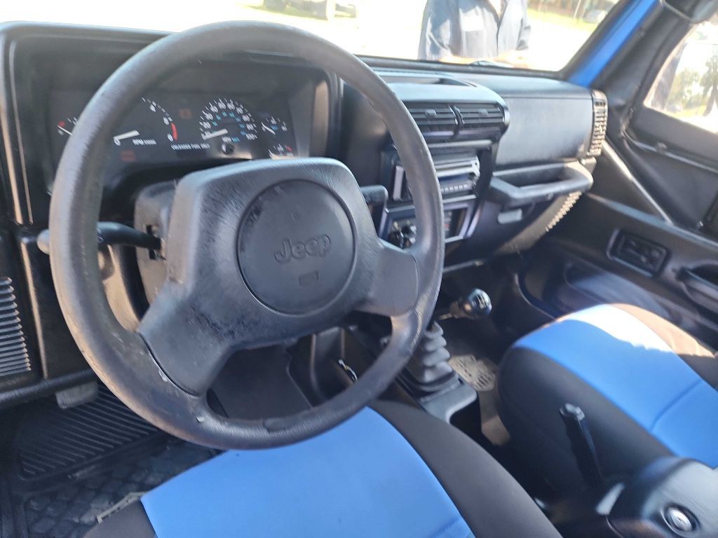1997 Jeep Wrangler Image 6