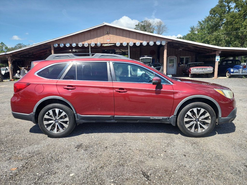 2015 Subaru Outback Image 2
