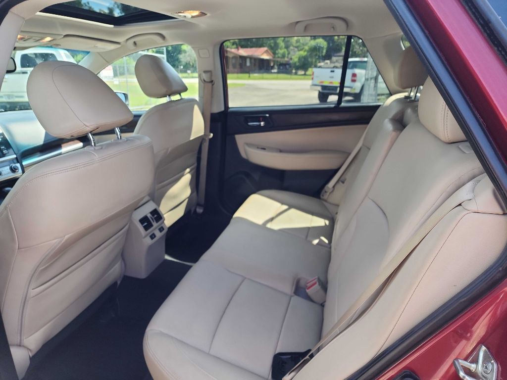 2015 Subaru Outback Image 8