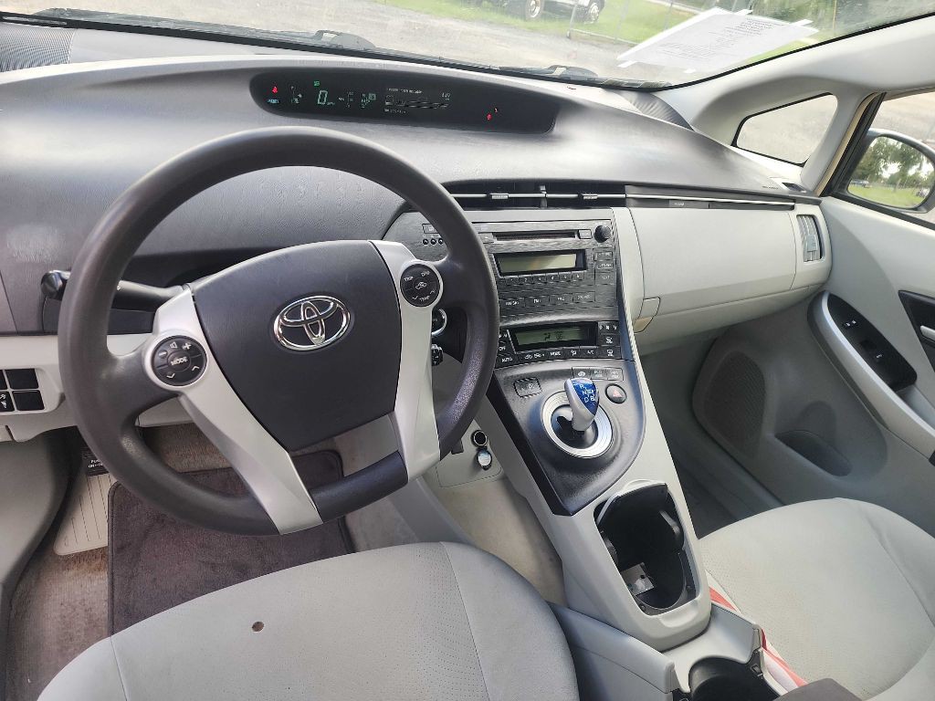 2011 Toyota Prius Image 7