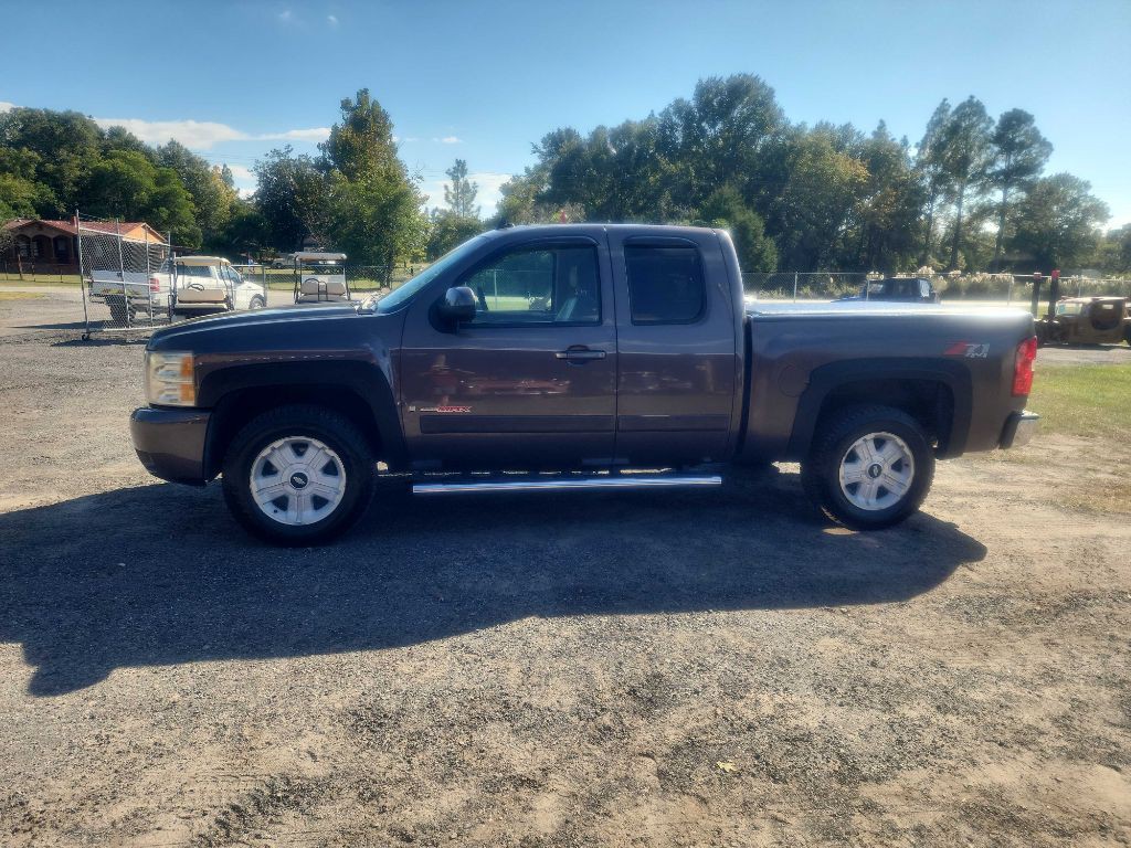 2007 Chevrolet Silverado 1500 Image 1