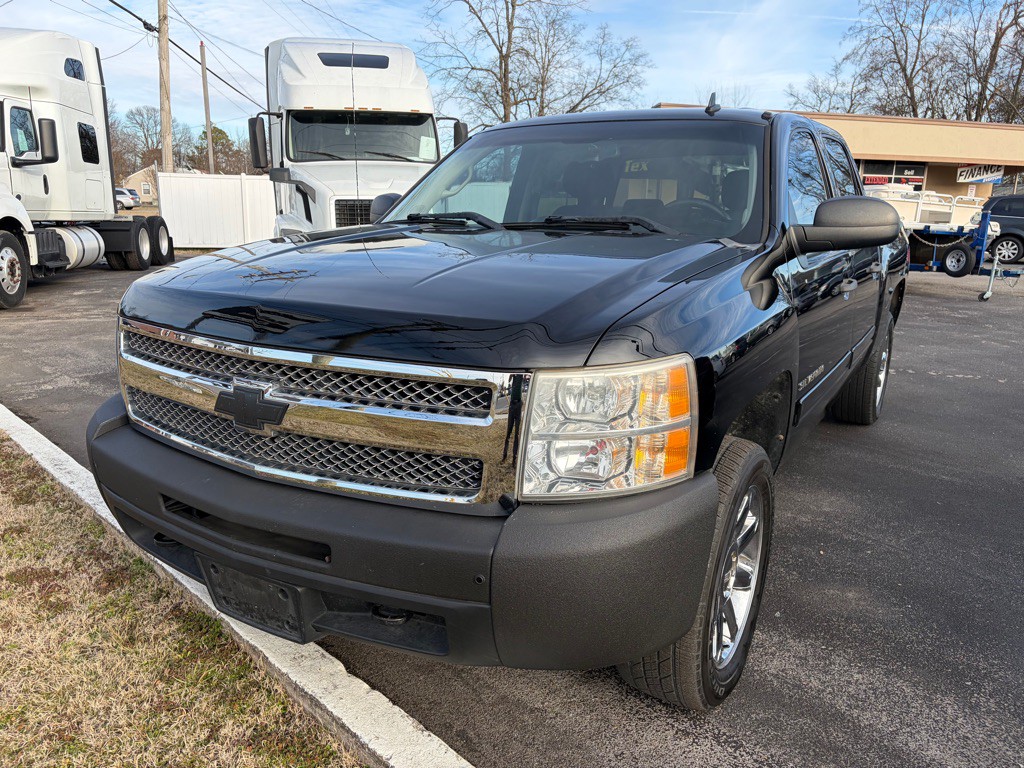 2013 Chevrolet Silverado 1500 Image 2