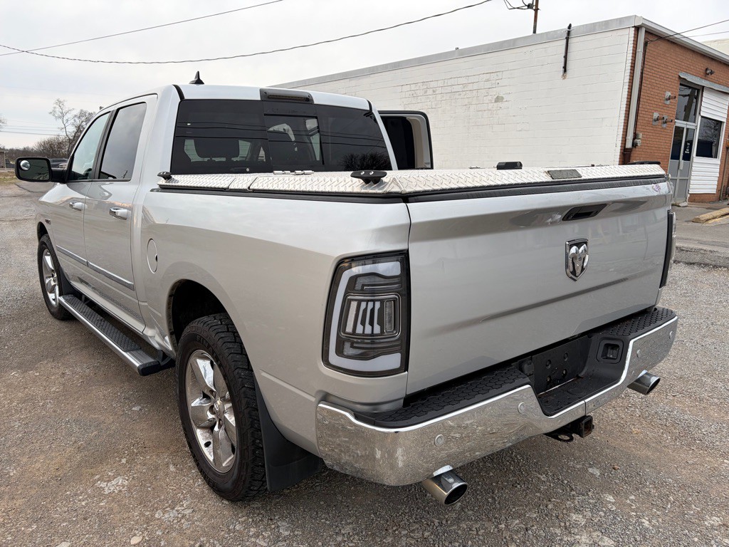 2015 RAM 1500 Image 4