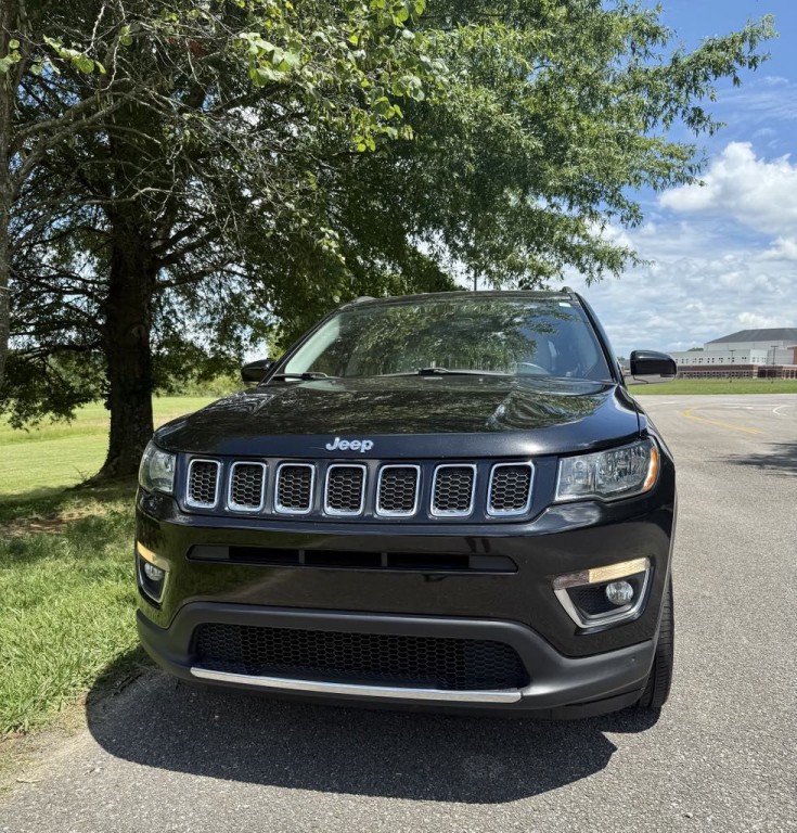2018 Jeep Compass Image 2