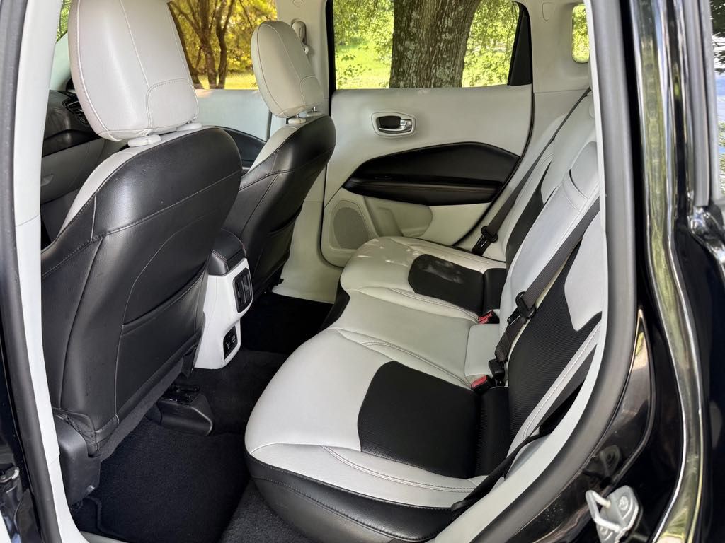 2018 Jeep Compass Image 14