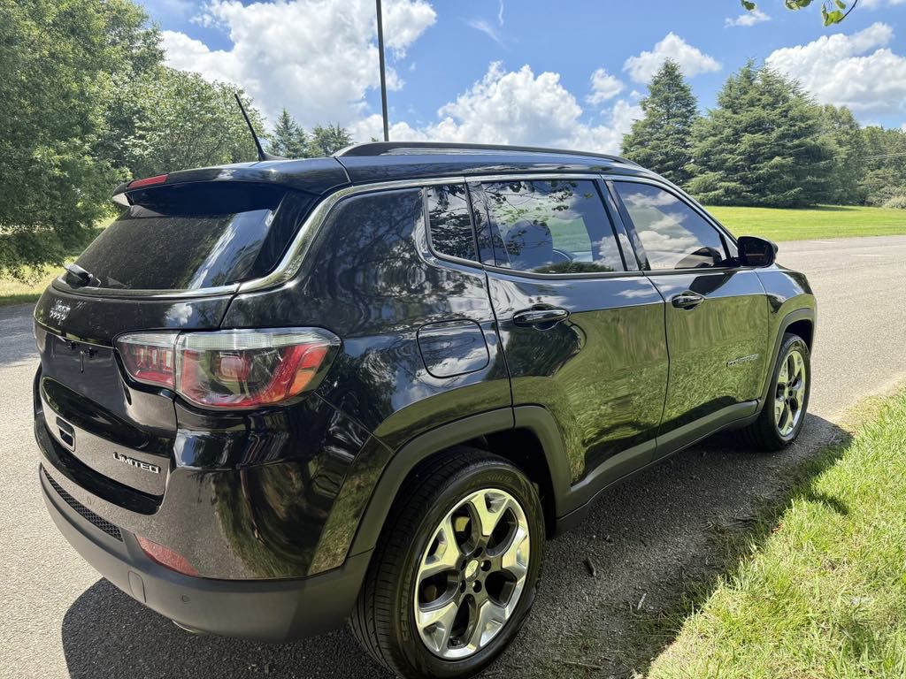 2018 Jeep Compass Image 16