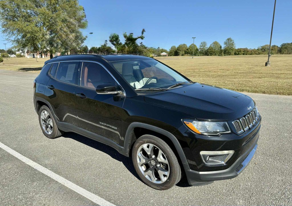 2018 Jeep Compass Image 2