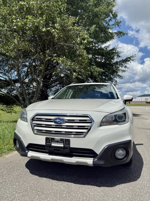 2016 Subaru Outback Image 2