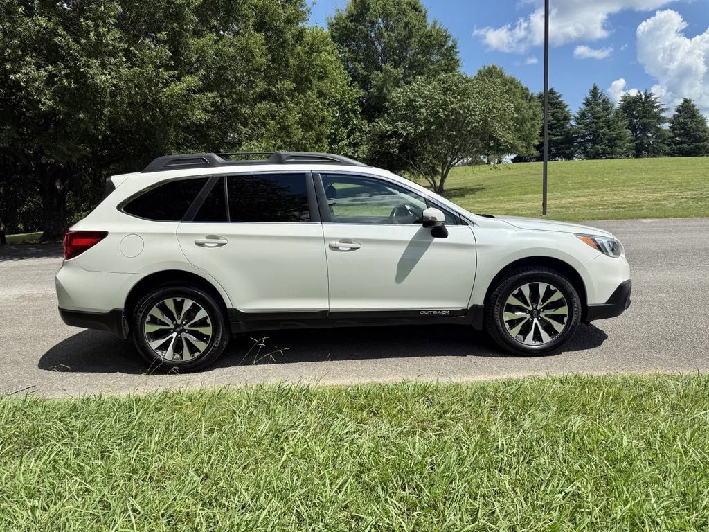 2016 Subaru Outback Image 18