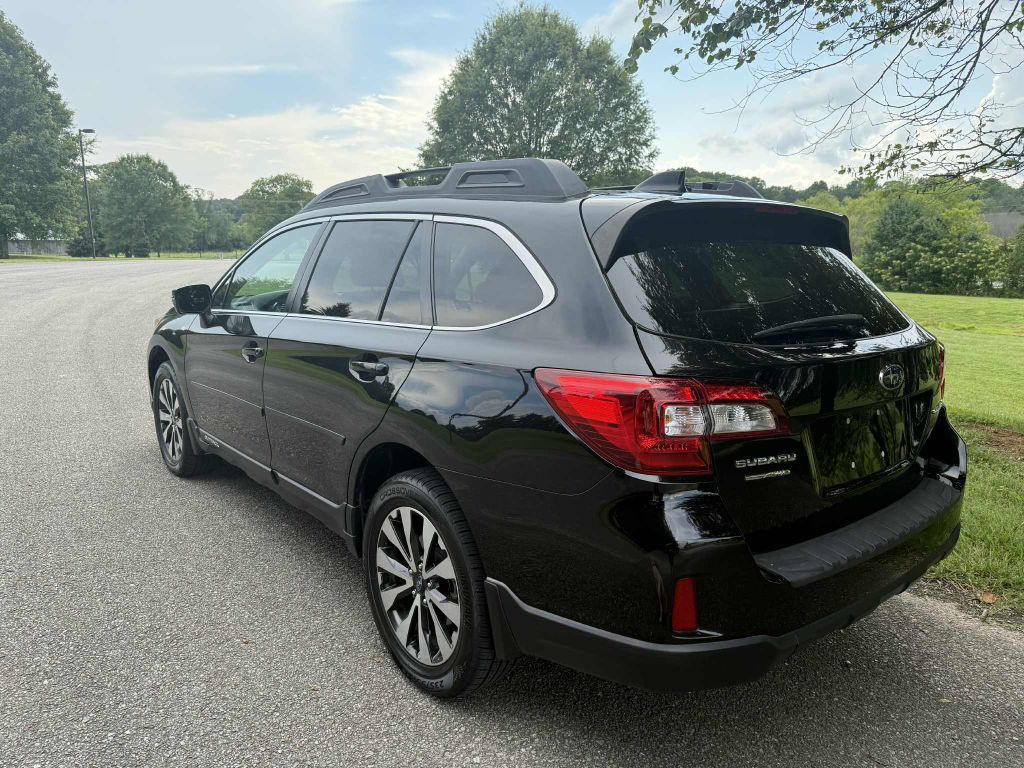 2016 Subaru Outback Image 16