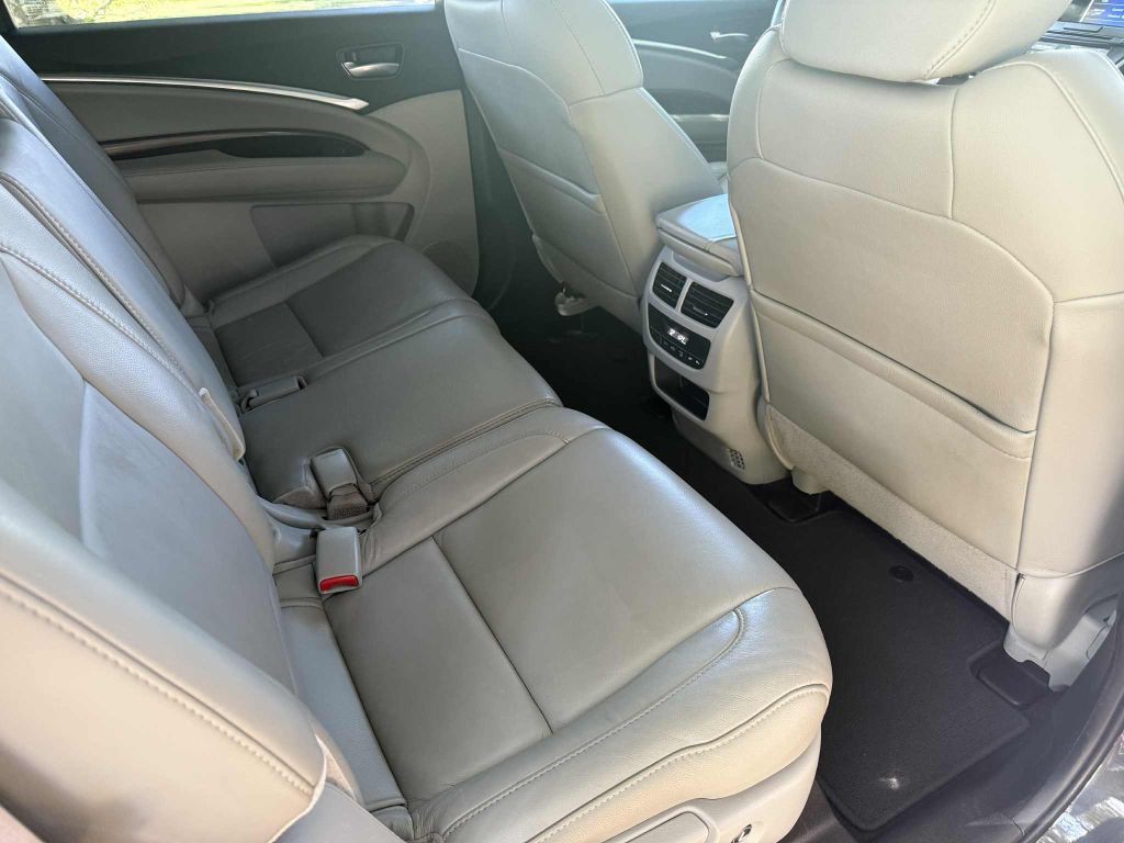 2016 Acura MDX Image 16