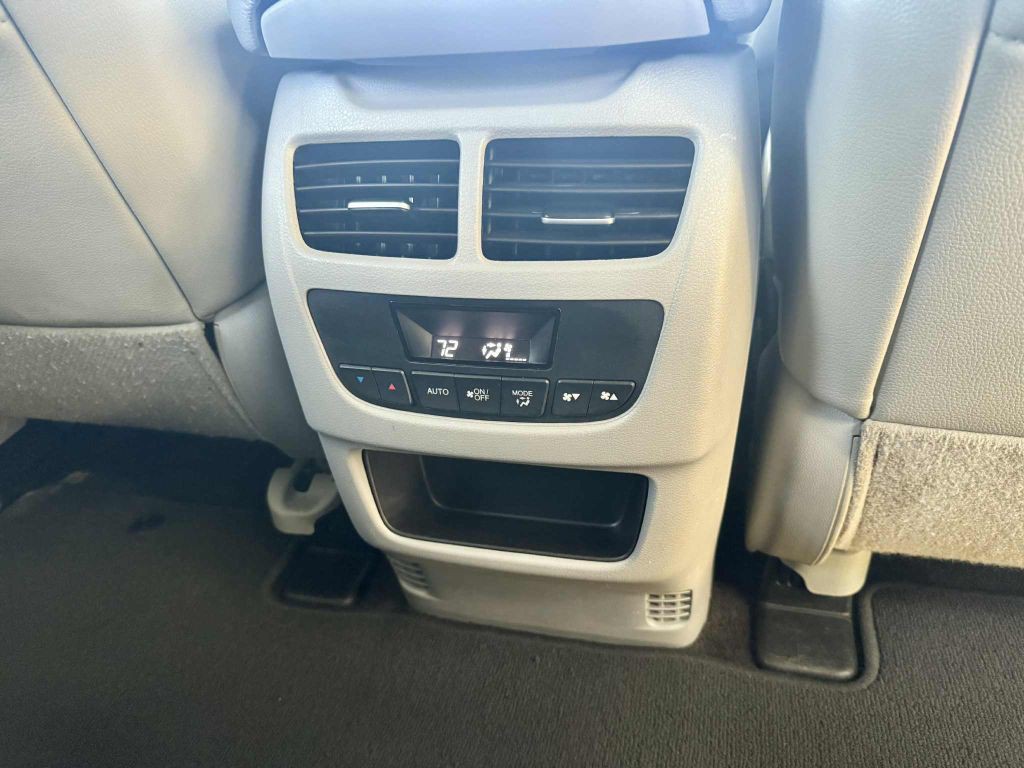 2016 Acura MDX Image 17