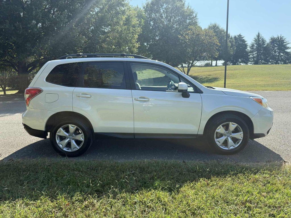 2015 Subaru Forester Image 5
