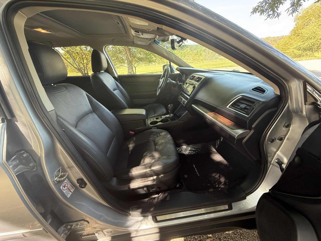 2016 Subaru Outback Image 14