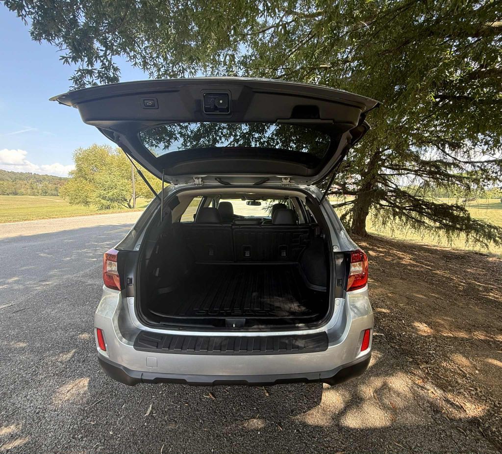 2016 Subaru Outback Image 18