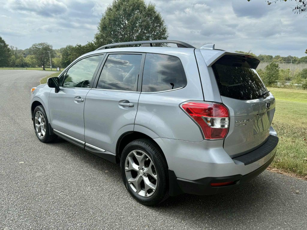 2016 Subaru Forester Image 6