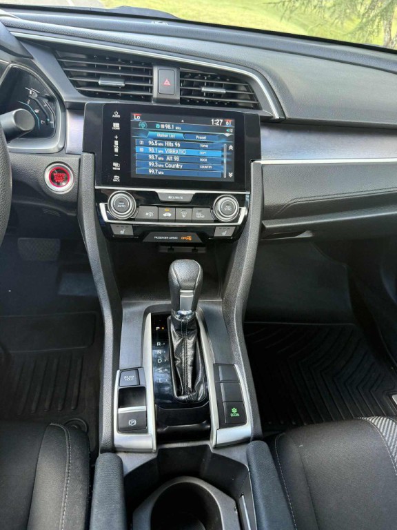 2017 Honda Civic Image 10