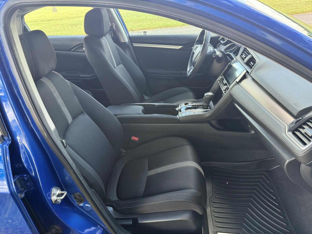 2017 Honda Civic Image 14