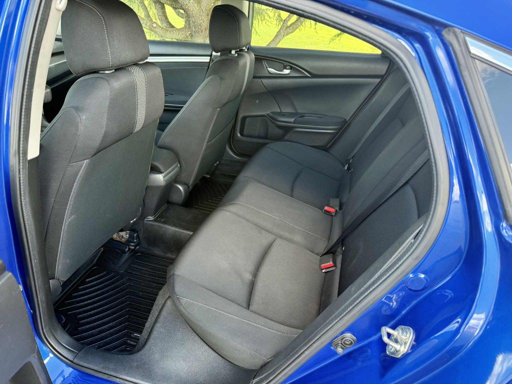 2017 Honda Civic Image 15