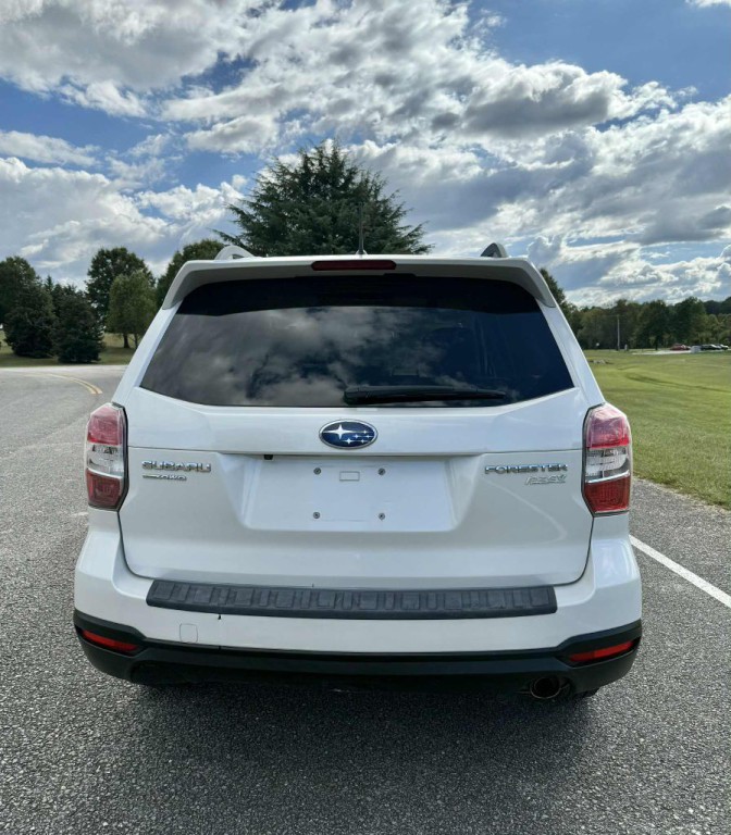 2014 Subaru Forester Image 4