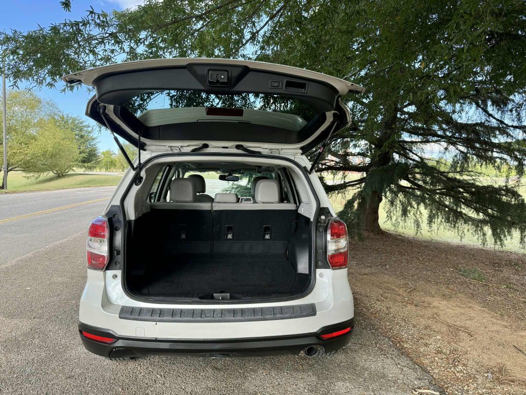 2014 Subaru Forester Image 15