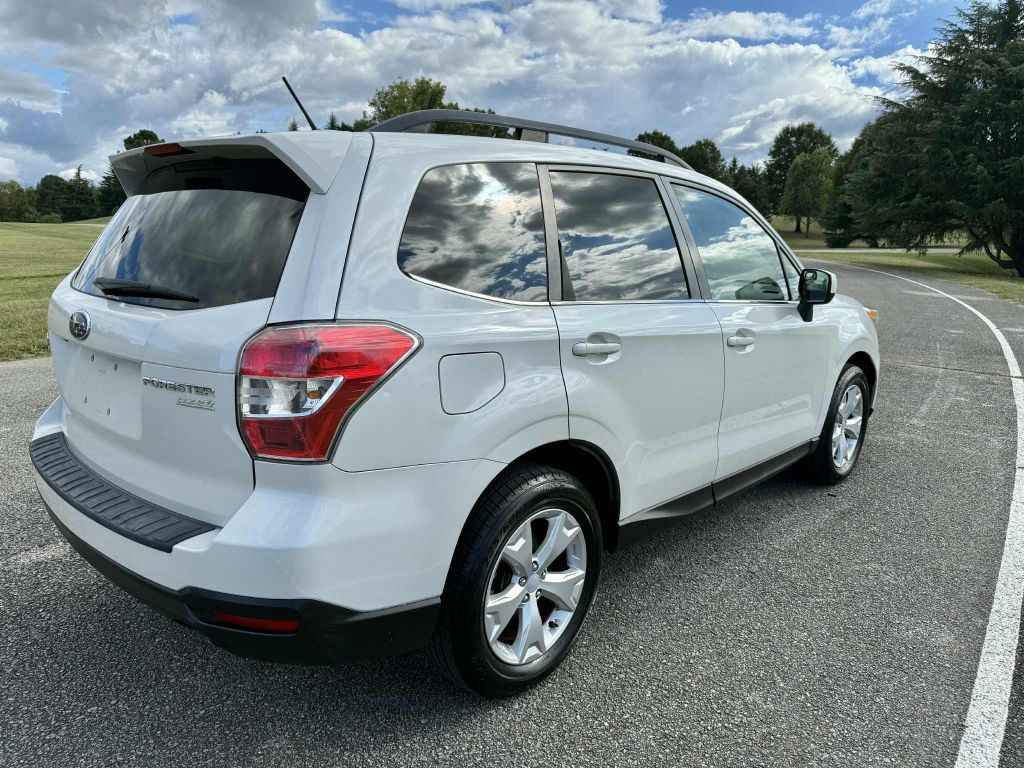 2014 Subaru Forester Image 17