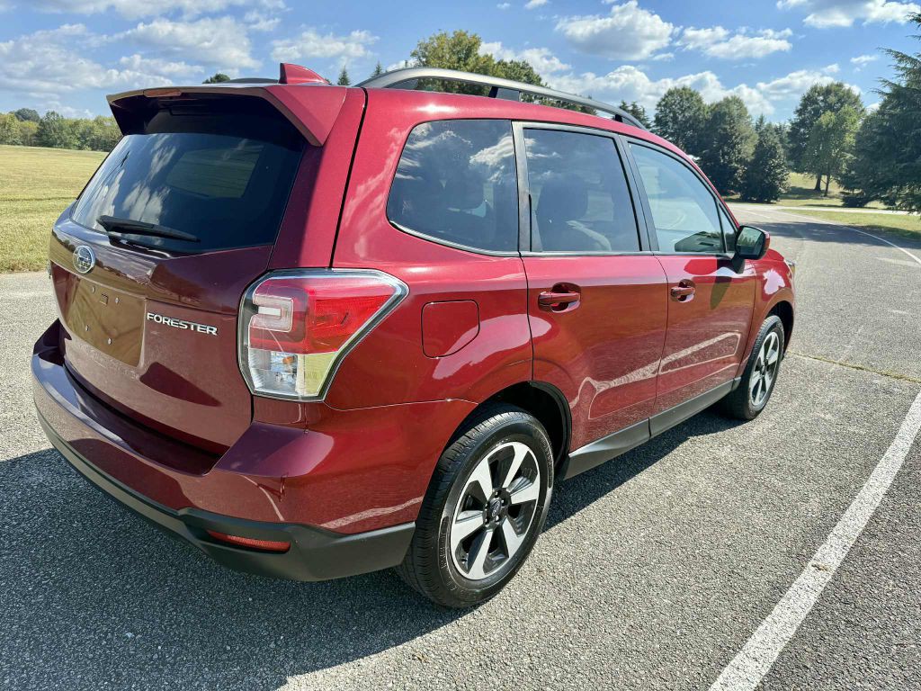 2018 Subaru Forester Image 11