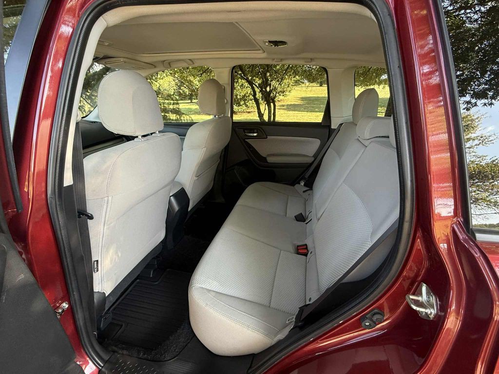 2018 Subaru Forester Image 14