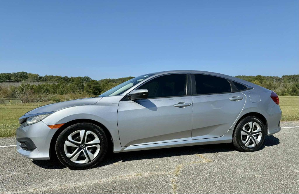 2016 Honda Civic Image 3