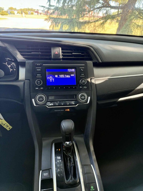 2016 Honda Civic Image 10