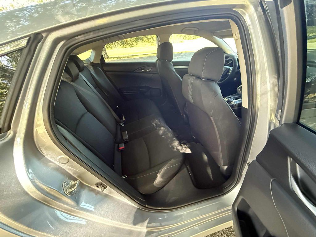 2016 Honda Civic Image 15
