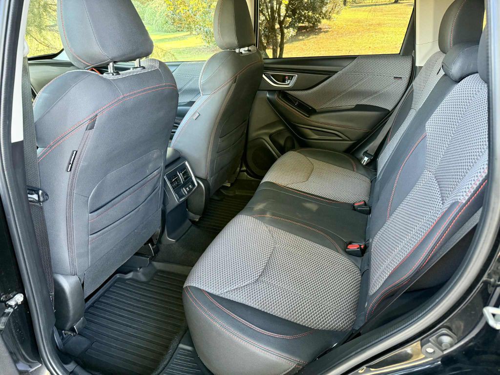 2020 Subaru Forester Image 15