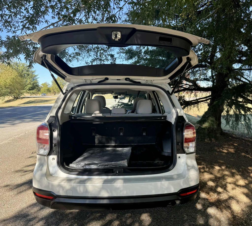 2017 Subaru Forester Image 15