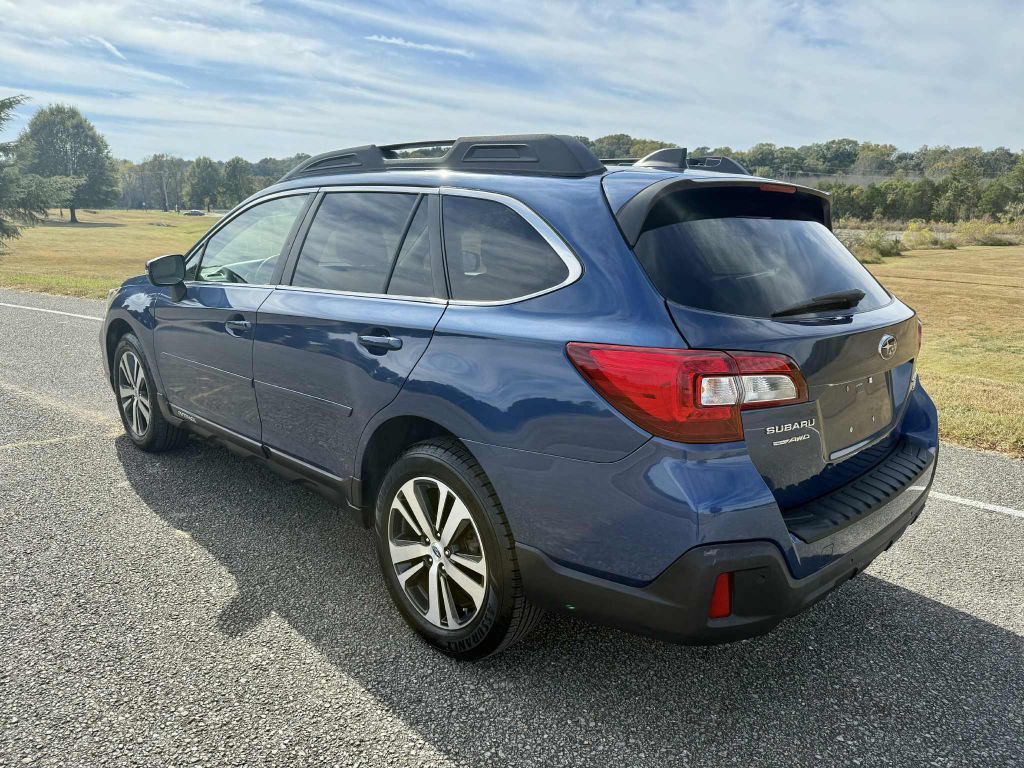 2019 Subaru Outback Image 17