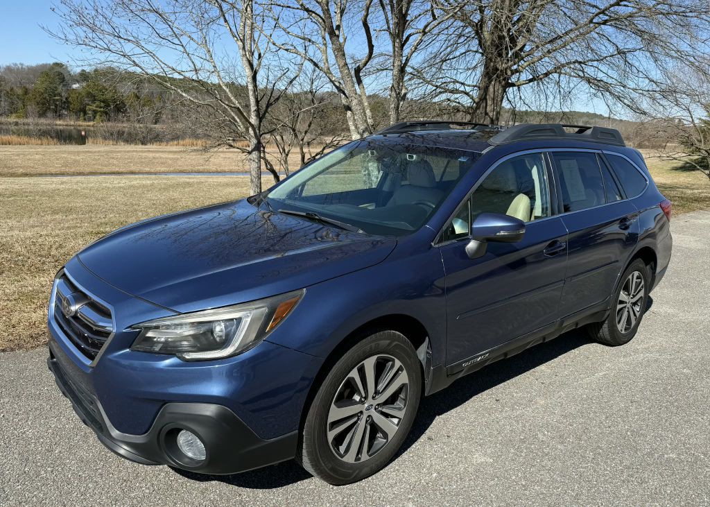 2019 Subaru Outback Image 1
