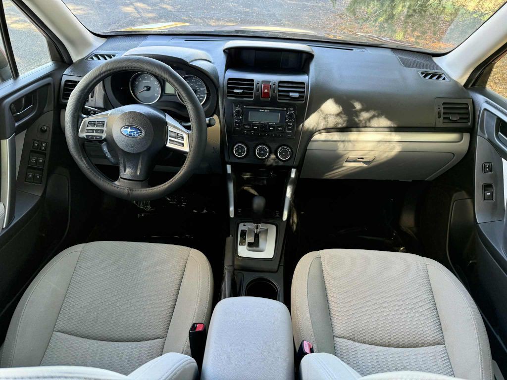 2015 Subaru Forester Image 11