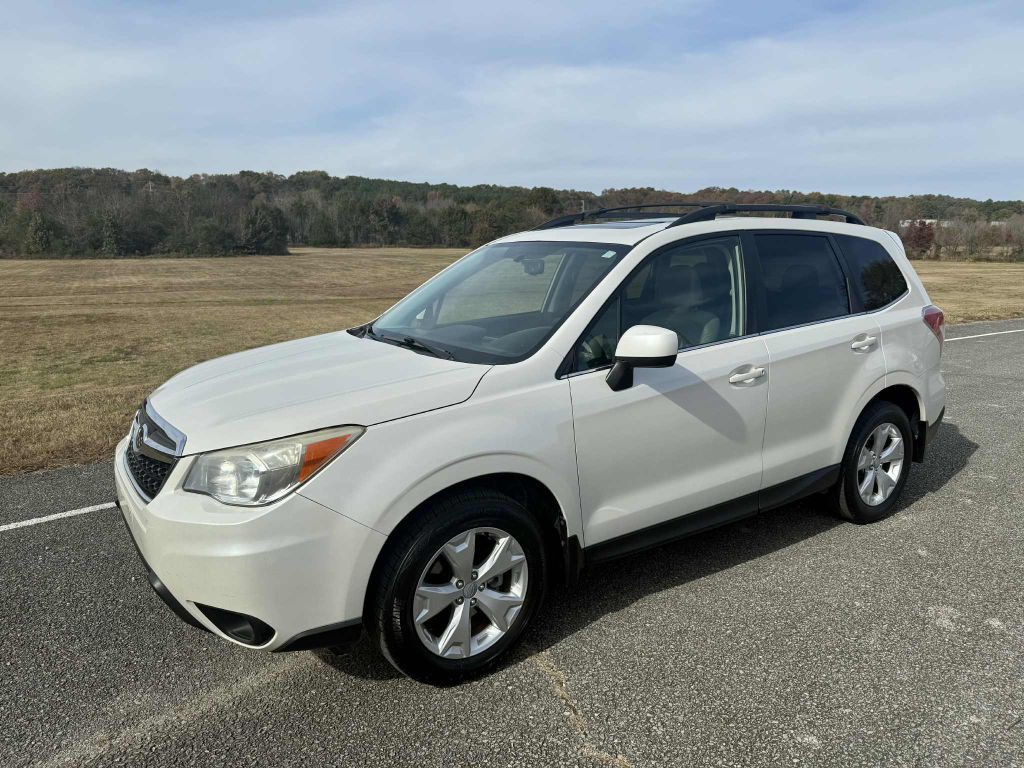 2014 Subaru Forester Image 1
