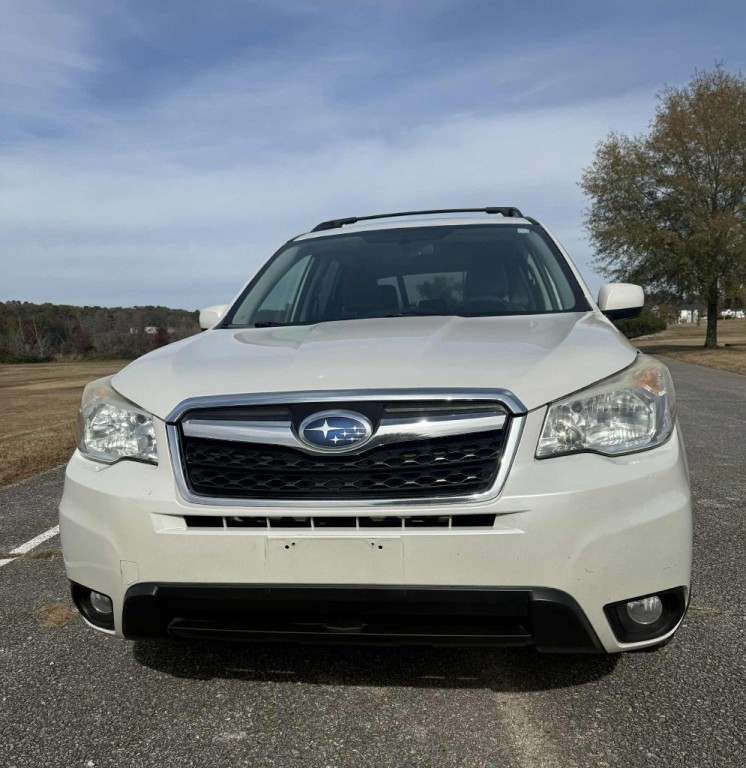 2014 Subaru Forester Image 2