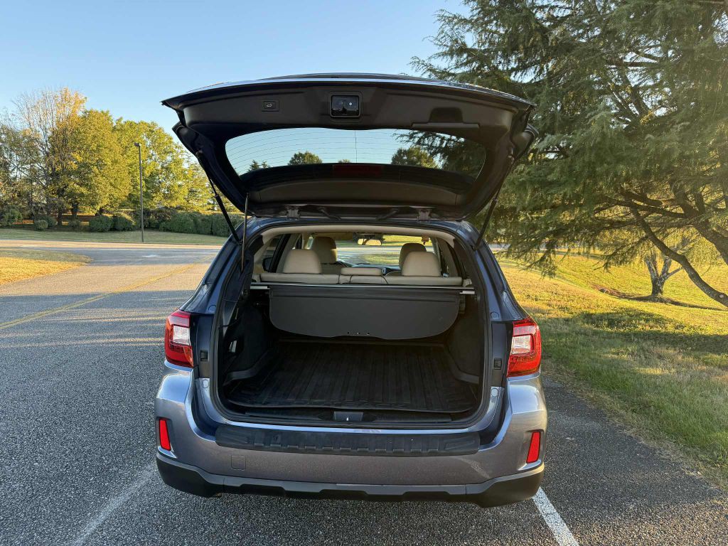 2016 Subaru Outback Image 14